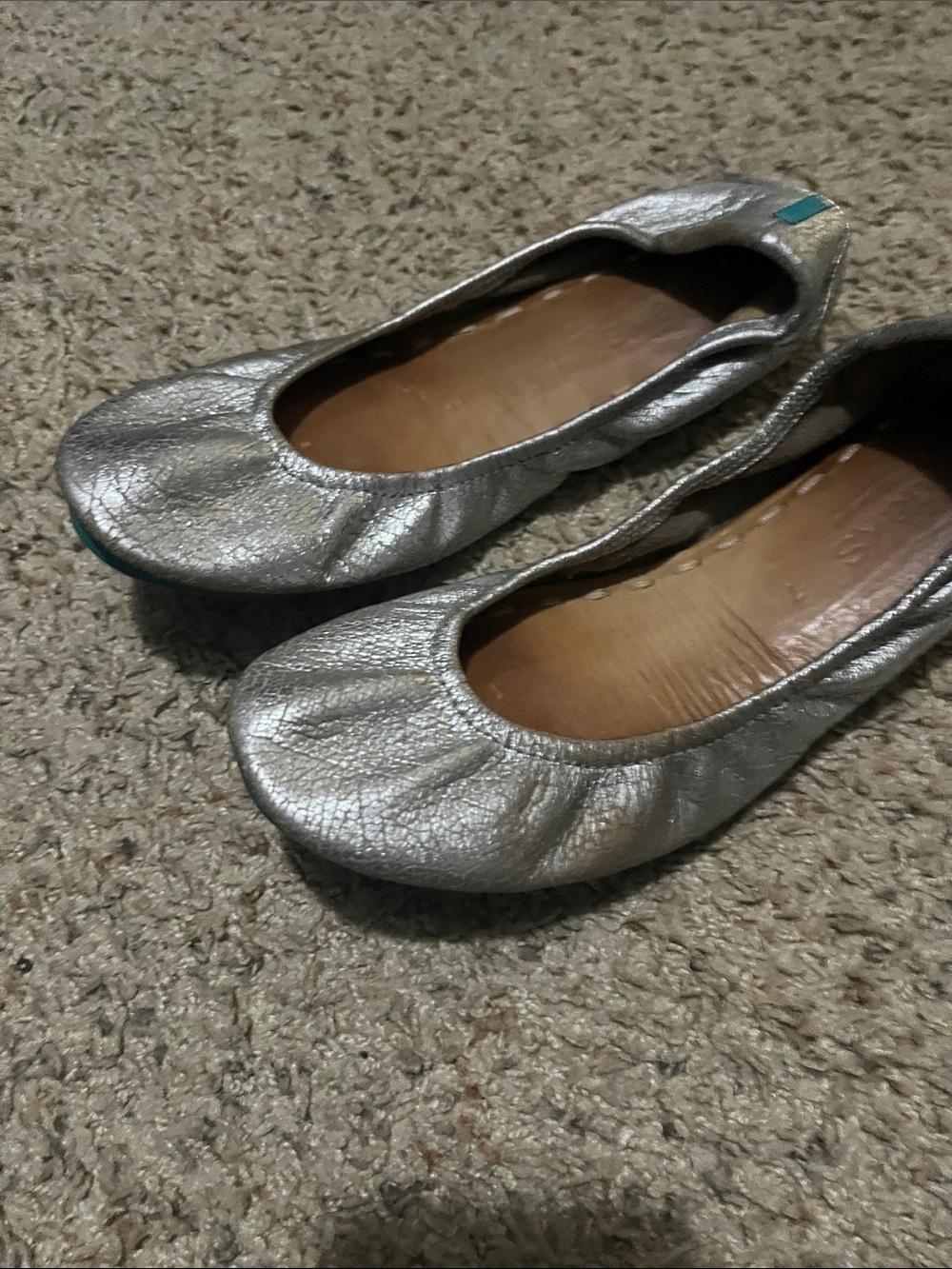 Tieks silver screen